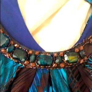 A ladies dress tank that ties at the neck.